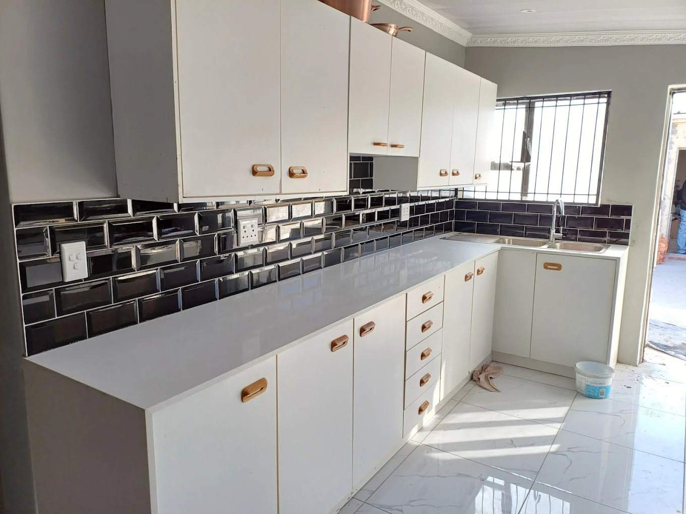 Kitchen tile installation